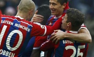 KABAR PEMAIN : Ganas, Lewandowski Cetak 5 Gol dalam 9 Menit