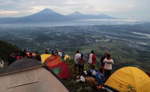 Pendaki Gunung Andong Magelang Jatuh ke Jurang, Begini Kondisinya