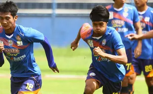 ISL 2015 : Arema Vs Persija: Nekat Main, Inilah Prakiraan Line Up dan Skor