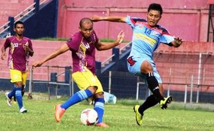 FOTO DIVISI UTAMA 2015 : Laga Uji Coba Terus Ditempuh Persik