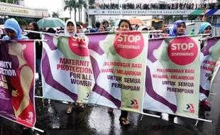 FOTO HARI PEREMPUAN : Buruh Perempuan Tolak Pemeriksaan Haid