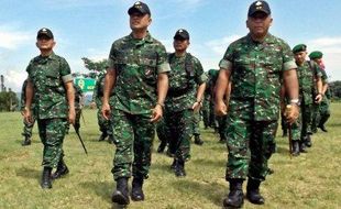 FOTO LATIHAN MILITER : Kodam IV/Diponegoro Back to Basic