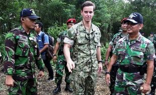 FOTO LATIHAN TNI : Ini Foto-Foto Latgab Satkopaska-Navy Seal