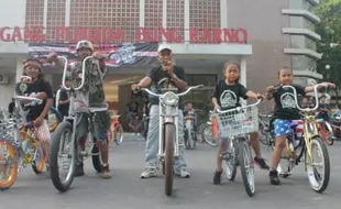 KOMUNITAS SOLO : Solo Bengawan Lowrider, Pesepeda Custom