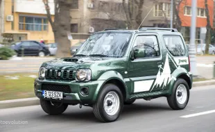 MOBIL BARU : Si Jangkrik Suzuki Jimny Punya Wajah Baru