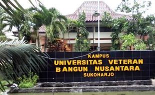 KASUS UNIVET SUKOHARJO : Tuding Korupsi, Mahasiswa Univet Tuntut Rektor Mundur