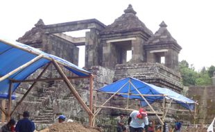 BANGUNAN CAGAR BUDAYA : 235 Batu Candi Berhasil Diselamatkan