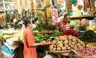 Harga Kebutuhan Pokok di Gunungkidul Masih Tinggi