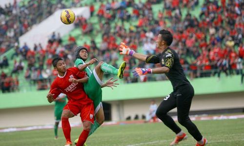 UJI COBA PERSIS VS MITRA KUKAR : Takluk 2-3,  Persis Butuh Pelapis Sepadan