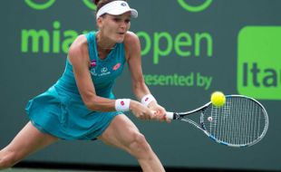 MIAMI OPEN 2015 : Radwanska Melangkah ke Babak Ketiga