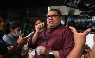 Razman Arif Nasution Pengacara BG Ditangkap Kejaksaan