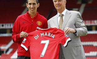 BINTANG SEPAK BOLA : Penjualan Jersey Angel Di Maria Paling Tinggi di Liga Inggris