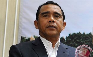 PSSI DIBEKUKAN : Ketua KONI Akui KLB PSSI 2015 Sah