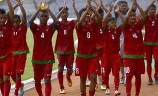 UJI COBA TIMNAS INDONESIA : Garuda Muda Tundukkan Jepang 2-1