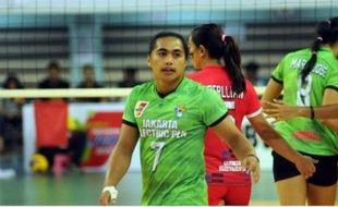 PROLIGA 2015 : Aprilia Manganang, Spiker Cewek "Macho" yang Bikin Kontroversi