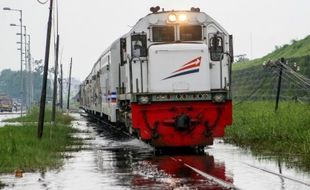 Jalur Porong Masih Banjir, 3 Kereta Api Via Stasiun Madiun Dialihkan