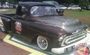 PARJO 2015 : Pikap Chevrolet Apache 1957 Nongol Lagi