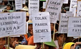 PEMBANGUNAN PABRIK SEMEN : Gubernur Minta Penolak Pabrik Semen Ikuti Proses Hukum