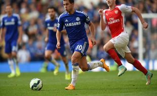 ARSENAL VS CHELSEA : Babak Pertama, Derby London Masih Imbang