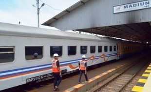 MUDIK LEBARAN 2016 : 34.458 Penumpang KA Tiba di Daop VII Madiun