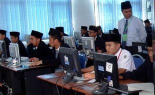 UJIAN NASIONAL 2015 : Soal UN Bocor, Polri Sita BB dari Percetakan Negara