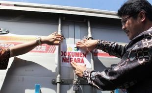 FOTO UN 2015 : Soal UN Jatim di Gedangan Sidoarjo