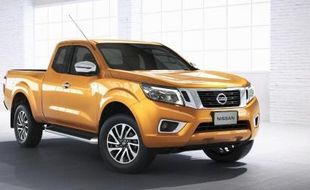 MOBIL NISSAN: Navara Siap Taklukkan 50 Gunung Dalam 40 Hari