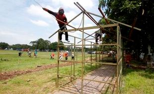 PASAR DARURAT KLEWER : HPPK Usul Pedagang Alun-Alun Dipindah Benteng