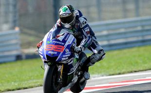 MOTOGP 2015 : Lorenzo Andalkan Kecepatan Motor