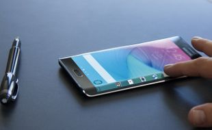 SMARTPHONE ANDROID TERBAIK : Samsung Galaxy S6 Jadi Smartphone Tercanggih 2015