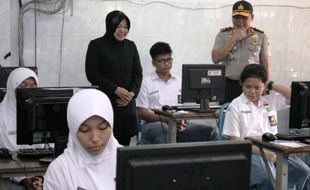 UJIAN NASIONAL 2015 : 584 Sekolah Gelar UN CBT, Jatim Terbanyak Se-Indonesia