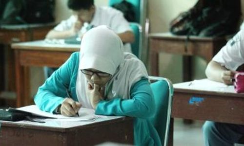 UN 2015 : SMKIT Smart Informatika-SMAN 3 Solo Sabet Nilai Rata-Rata Tertinggi