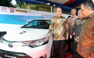 FOTO MOBIL PRAKTIKUM : Vios Dibagikan untuk Peraga Pendidikan