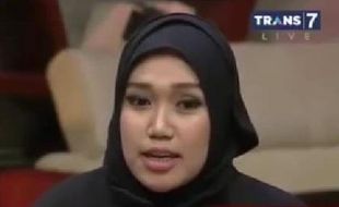 OLGA SYAHPUTRA MENINGGAL : Ndi Malu-Malu Kucing Disebut Wanita Idaman Olga