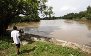 PENATAAN KOTA SOLO : Relokasi di Bantaran Sungai Bengawan Solo Urung Terlaksana