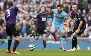 MANCHESTER CITY VS WEST HAM UNITED : City Kuntit MU Seusai Taklukkan West Ham 2-0