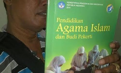 BUKU PELAJARAN : Seribuan Buku Pelajaran Agama Ini Ditarik Aparat, Apa Penyebabnya?