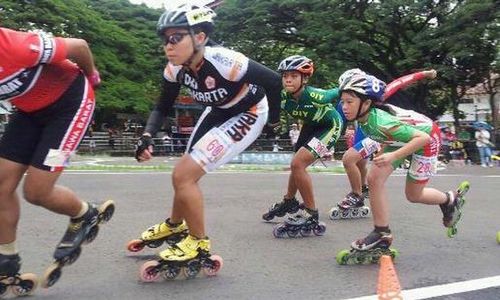 KEJURNAS SEPATU RODA : Roglis Borong Tujuh Medali di Malang