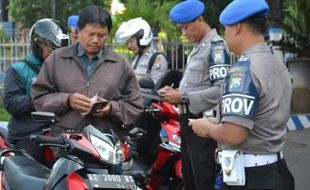 OPERASI SEMERU : Polisi Madiun Memulai Revolusi Mental dari Diri Sendiri