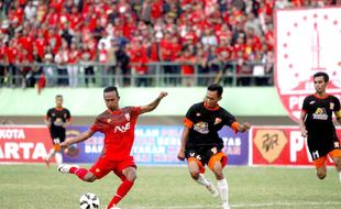 PERSIS SOLO VS PSIR REMBANG : Tampil Garang, Persis Lumat PSIR Rembang 7-1