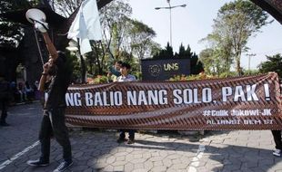 DEMO MEI 2015 : Ribuan Mahasiswa akan Demo Istana, Presiden Terbang ke Malang