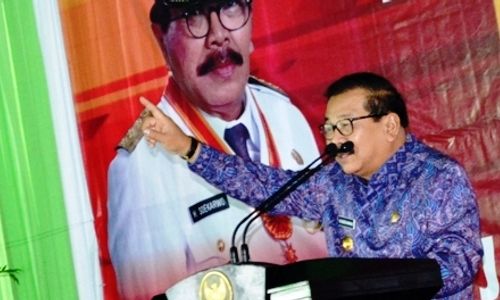 GUNUNG RAUNG MELETUS : Pakde Karwo Larang Atribut Partai Bertebaran di Lokasi Bencana