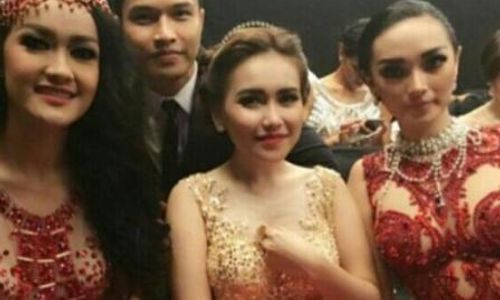 PANASONIC GOBEL AWARD 2015 : Didatangi Vicky Prasetyo, Zaskia Gotik Ngacir  