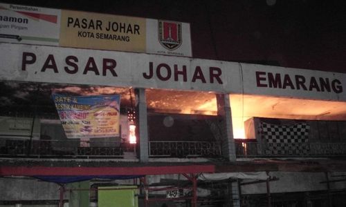 PASAR JOHAR SEMARANG : OJK: Restrukturisasi Kredit Pedagang Pasar Johar Lancar