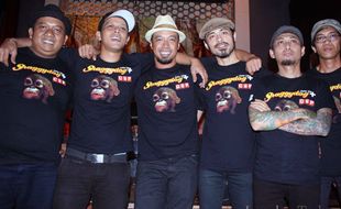 KONSER MUSIK : Saint Loco dan Shaggydog Obati Galau Warga Karanganyar