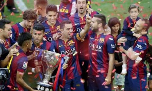 GRANADA VS BARCELONA : Bantai Granada 0-3, El Barca Juara Liga Spanyol 2015/2016