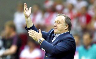 KARIR PELATIH : Dick Advocaat Angkat Kaki dari Sunderland   