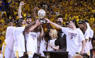 PLAYOFF NBA 2014/2015 : Akhirnya, Warriors Akhiri Penantian 40 Tahun