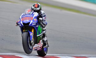 MOTOGP SAN MARINO 2015 : Bikin Dua Kesalahan, Lorenzo Tak Menyesal