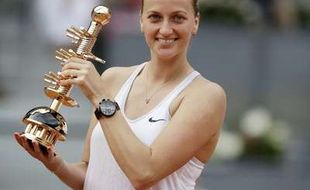 MADRID OPEN 2015 : Taklukkan Kuznetsova, Petra Kvitova Juara